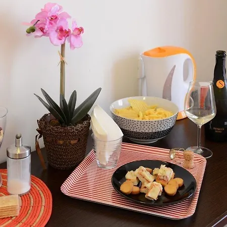 Alojamento de Acomodação e Pequeno-almoço Lady *