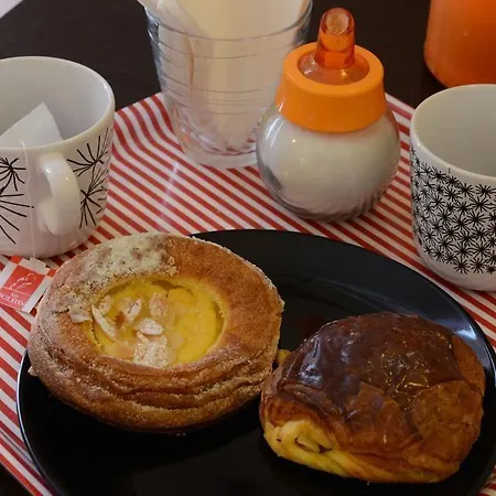 Bed & Breakfast Lady