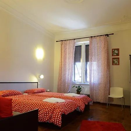 Bed & Breakfast Lady *