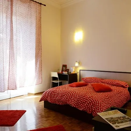 Lady Bed & Breakfast